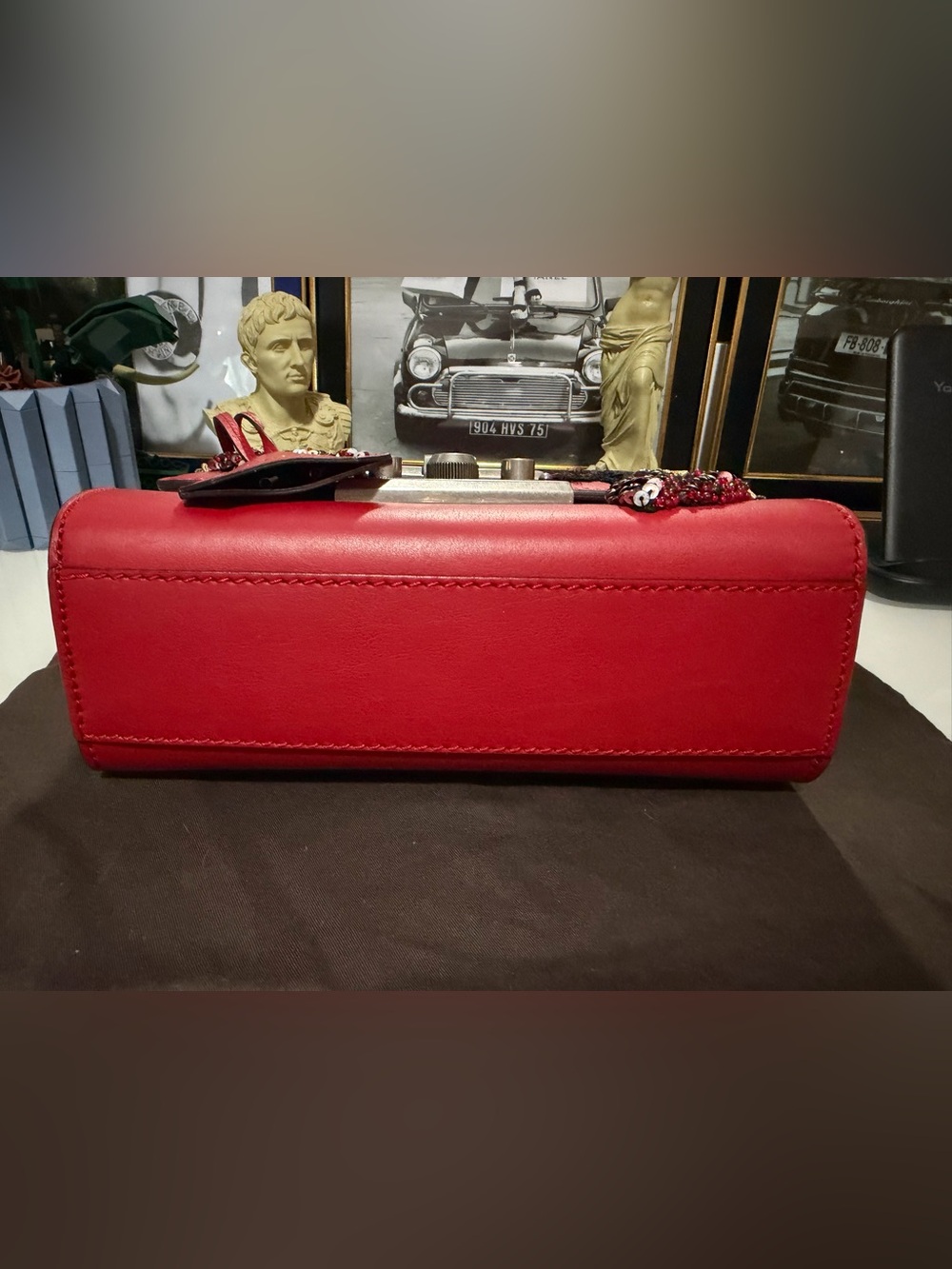 Authentic Gucci Red Leather /Crossbody with dust bag and COA ❤️❤️ - Picture 5 of 17